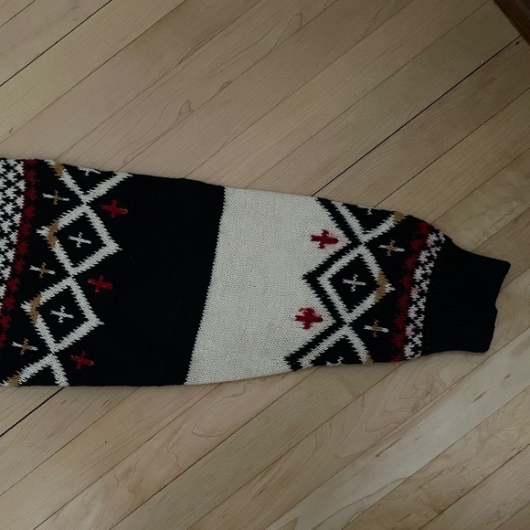 Vintage Christopher & Banks embroidered Ski sweater - Picture 4 of 7